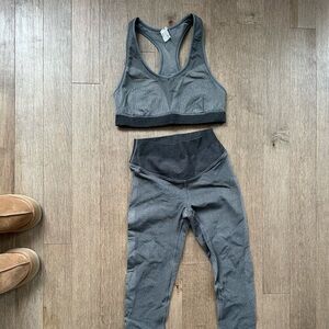 Lululemon heavy support sport bra